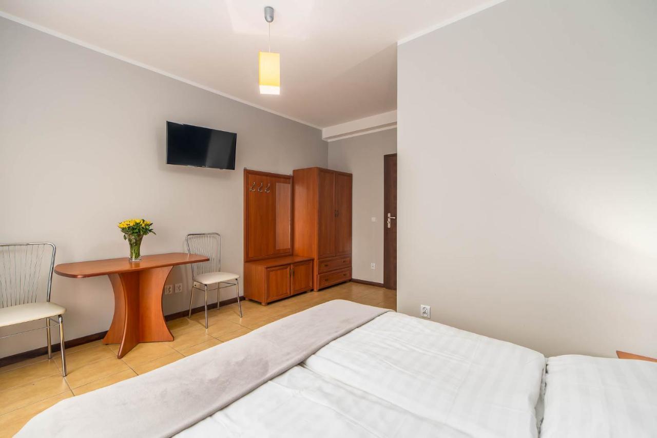 Awenturyn - Pokoje Apartamenty Noclegi Grzybowo Grzybowo  Esterno foto