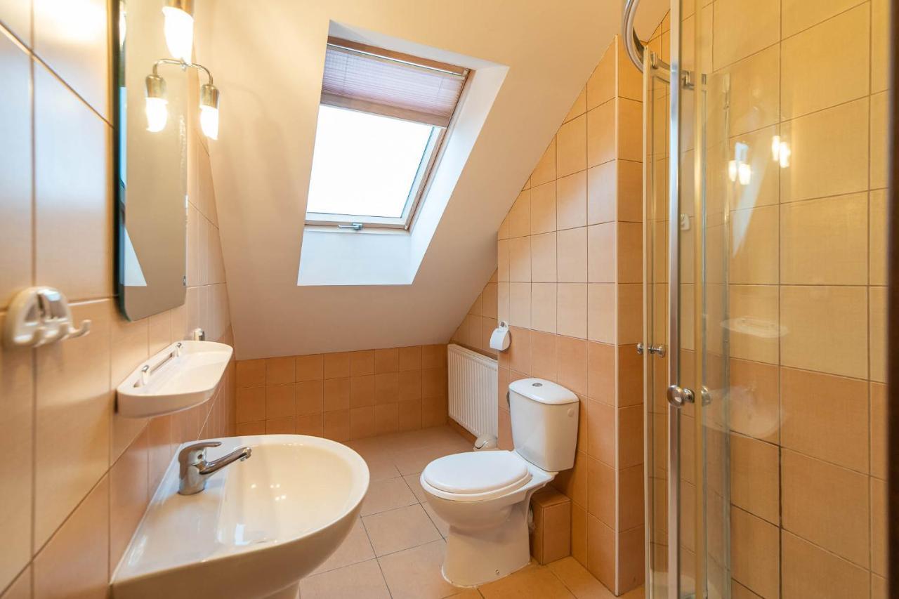 Awenturyn - Pokoje Apartamenty Noclegi Grzybowo Grzybowo  Esterno foto
