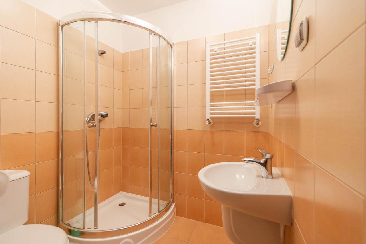 Awenturyn - Pokoje Apartamenty Noclegi Grzybowo Grzybowo  Esterno foto